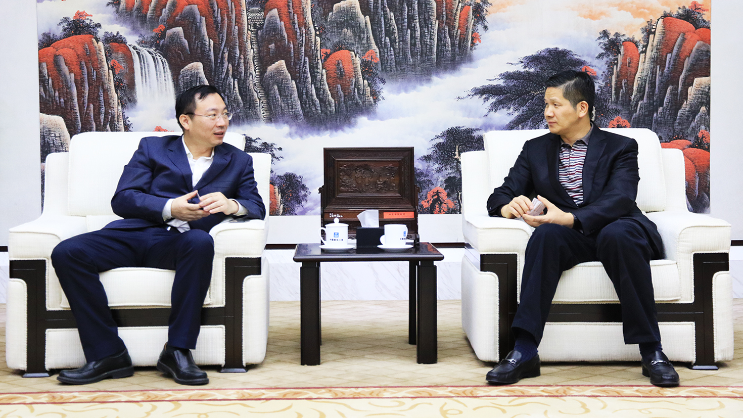 陈建光董事长会见绿地集团京津冀事业部总经理潘伟.jpg 陈建光董事长会见绿地集团京津冀事业部总经理潘伟.jpg