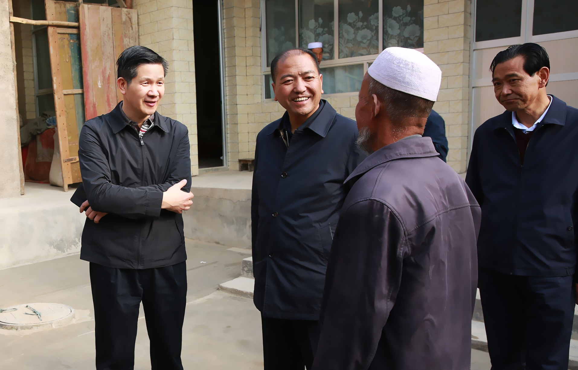 陈建光一行赴甘肃省康乐县考察调研2.jpg