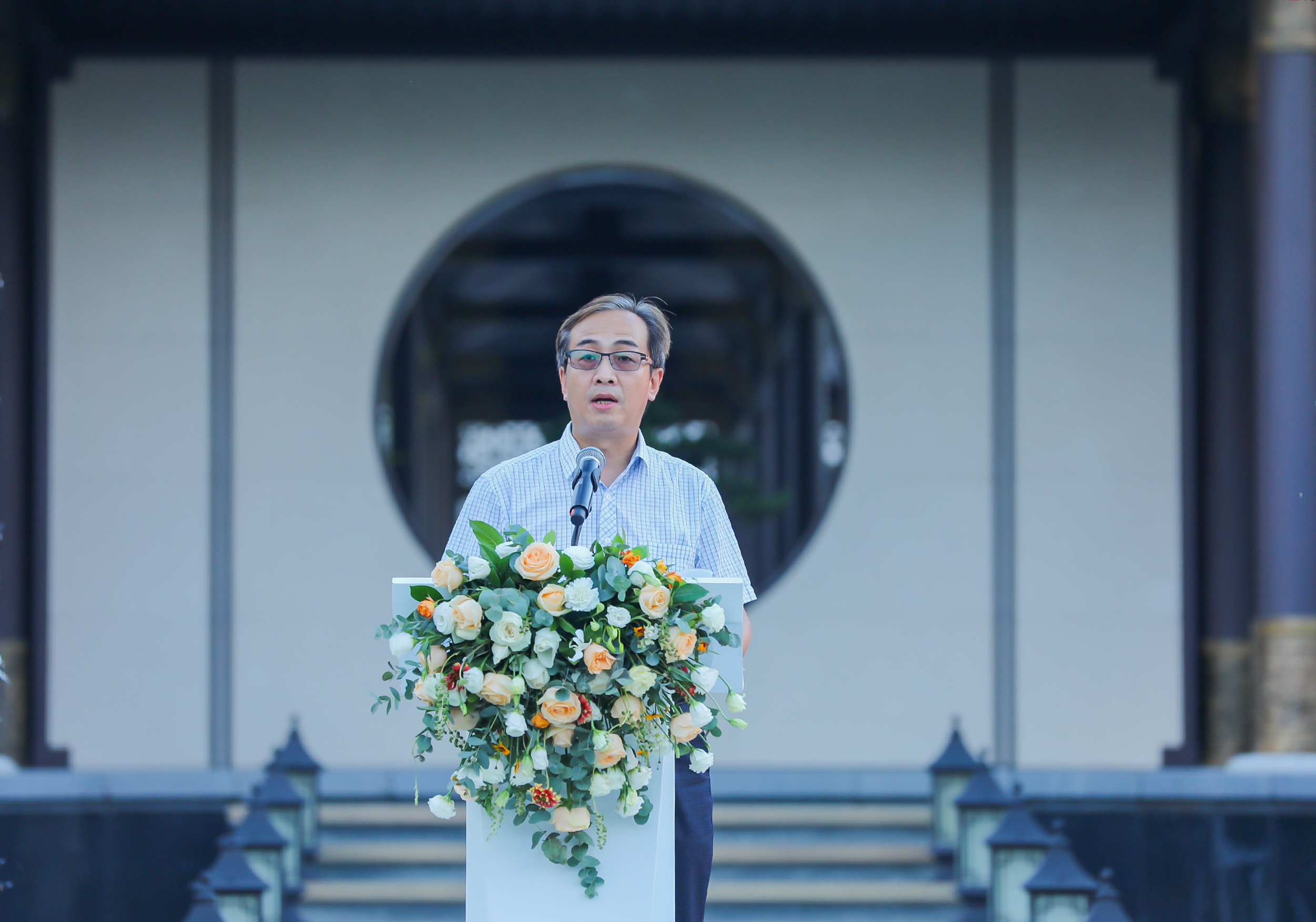 杜文甫讲话.jpg 杜文甫讲话.jpg