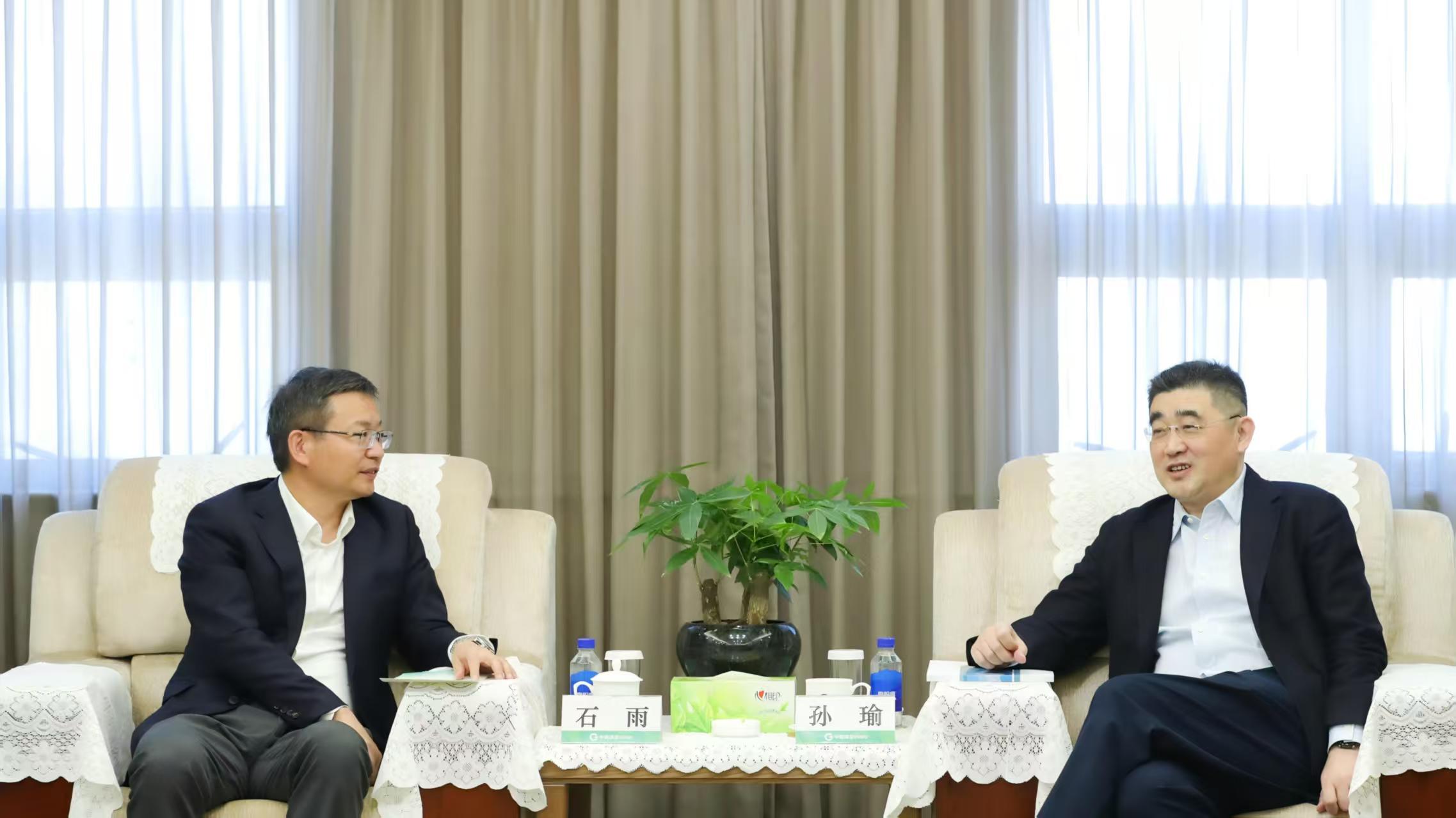 石局绿发拜会.jpg 石局绿发拜会.jpg
