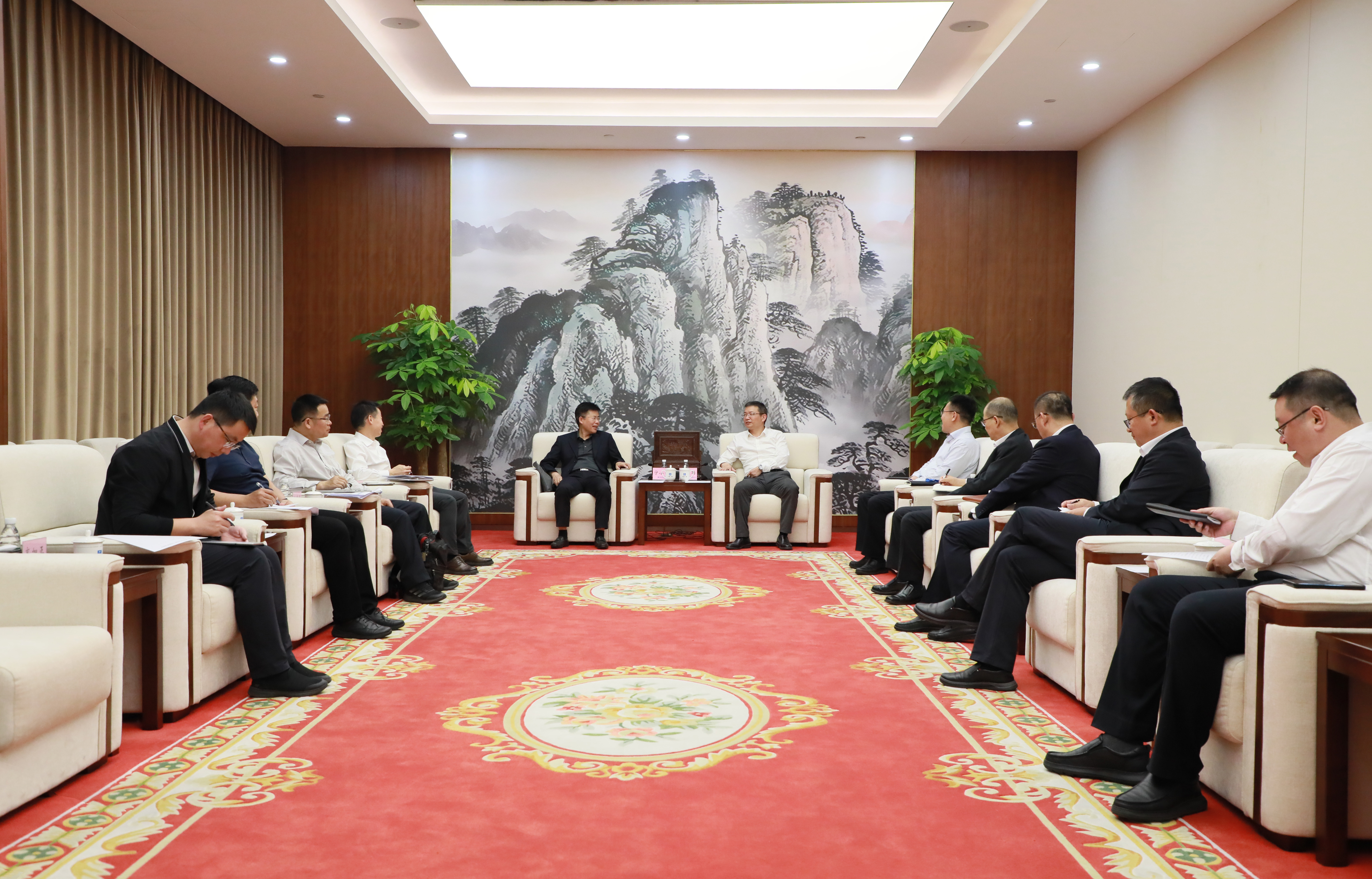 石局拜会中广核.jpg 石局拜会中广核.jpg