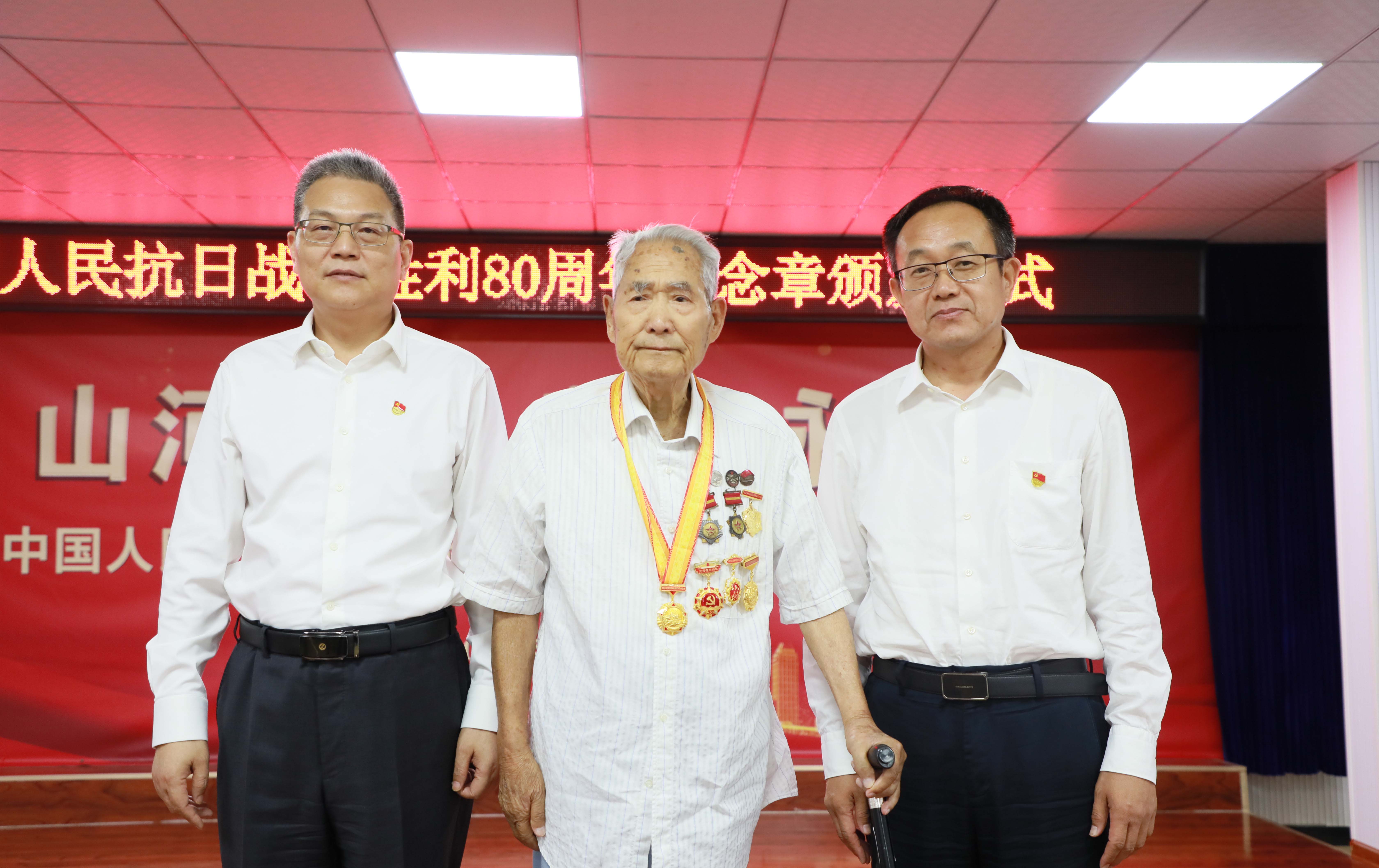 147A0813(1)(1).jpg 147A0813(1)(1).jpg