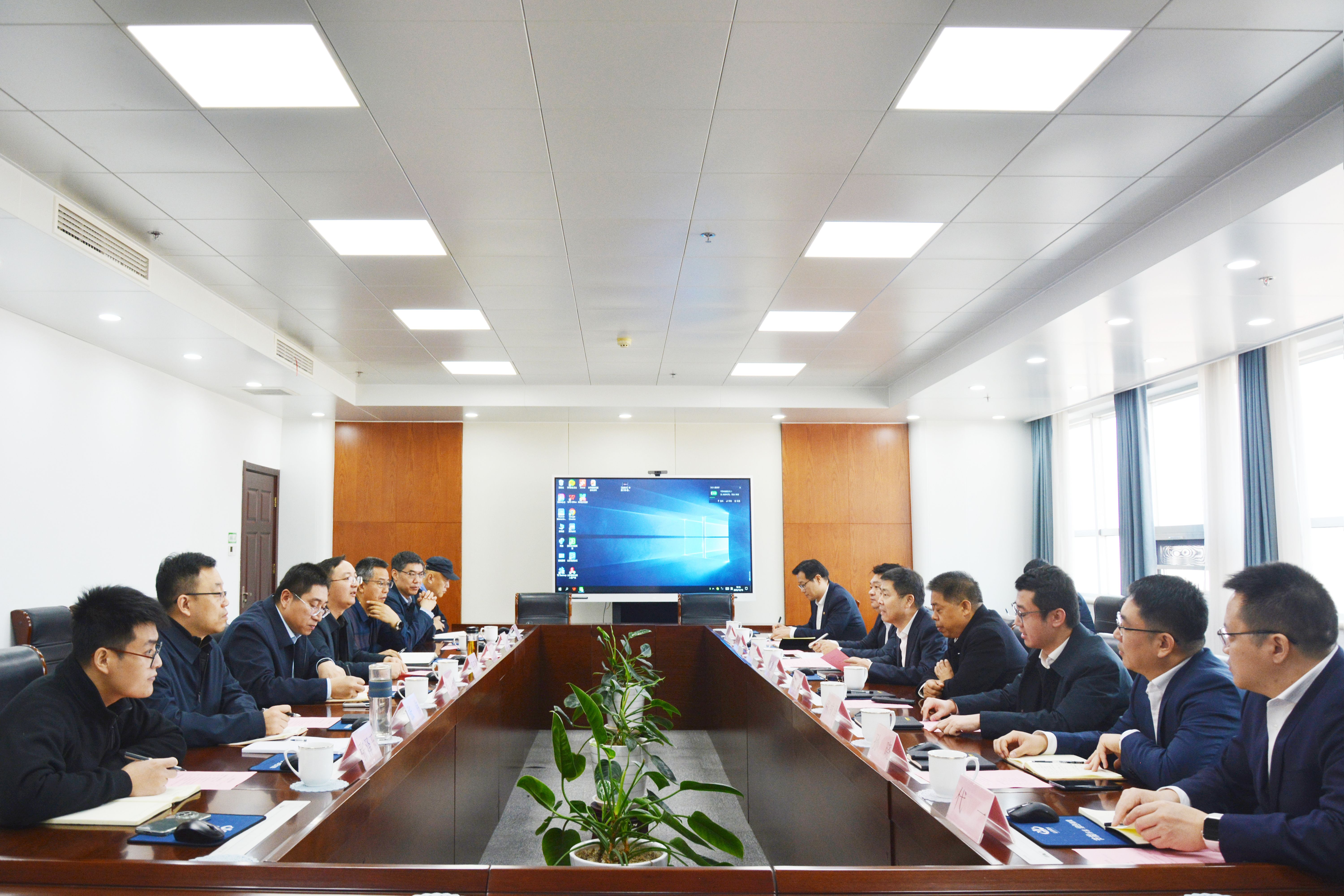 【1216】拜会山东省水网运行调度中心党委书记、主任马玉扩.jpg 【1216】拜会山东省水网运行调度中心党委书记、主任马玉扩.jpg